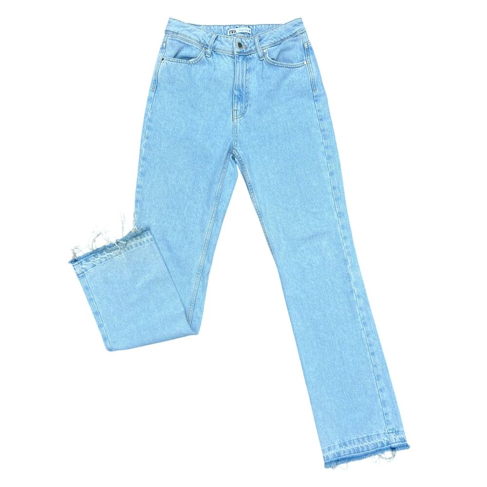 Zara high waisted frayed straight jeans size 8x33.5